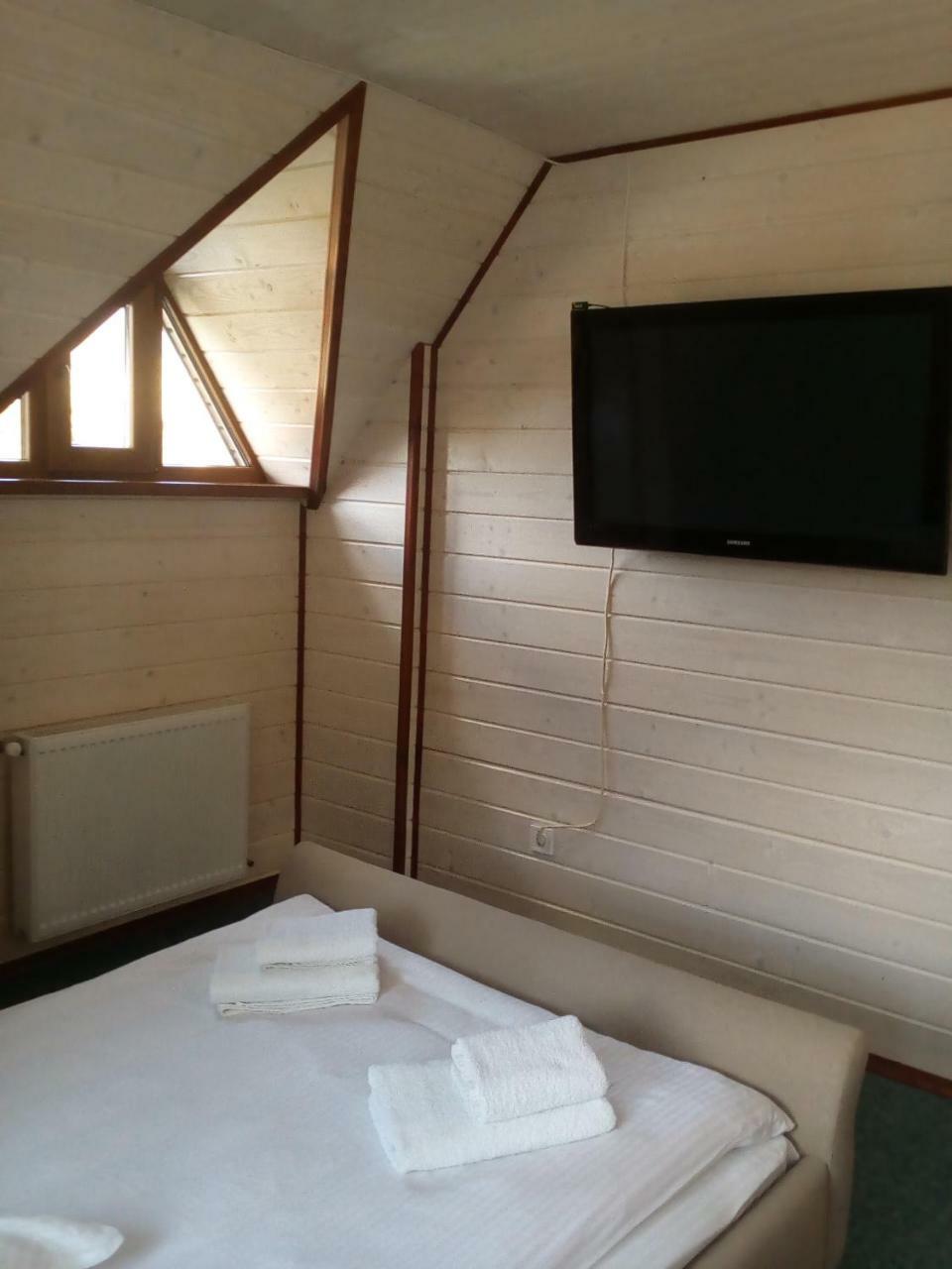 Hotel Galushko Mykulychyn Luaran gambar